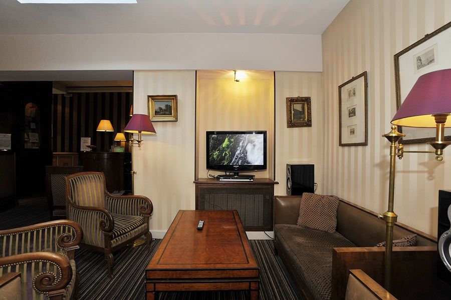 Courseine Hotel